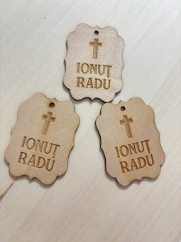 Eticheta lemn gravat lumanare pascala